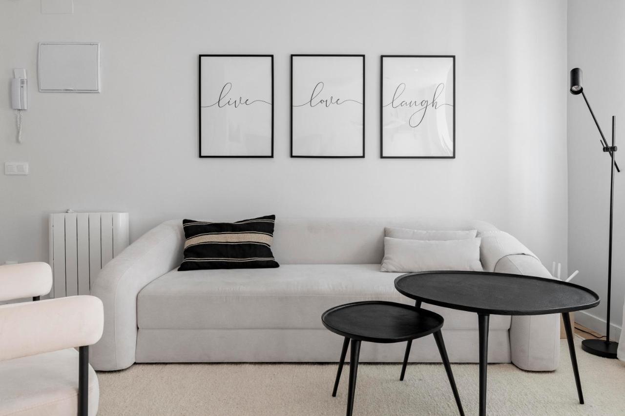 Cozy 2 Bedroom Apartment With Patio Madri Exterior foto